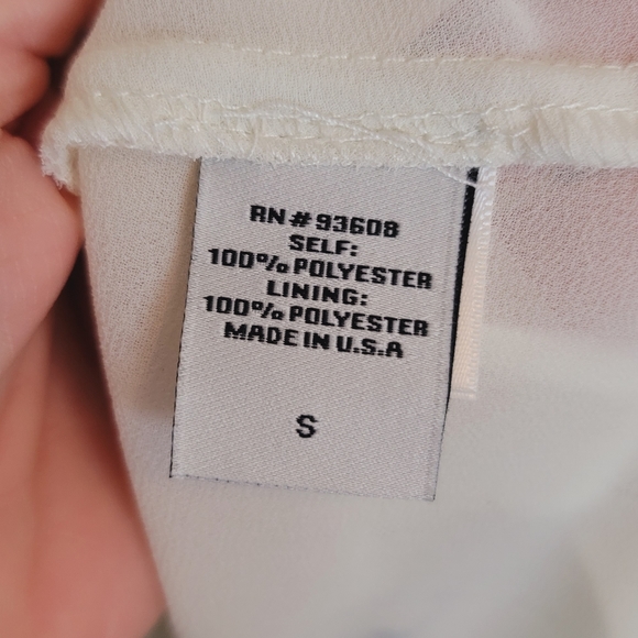 🆕️ Willow Ellie Floral Halter Neck Tiered Mini Dress - Picture 11 of 14